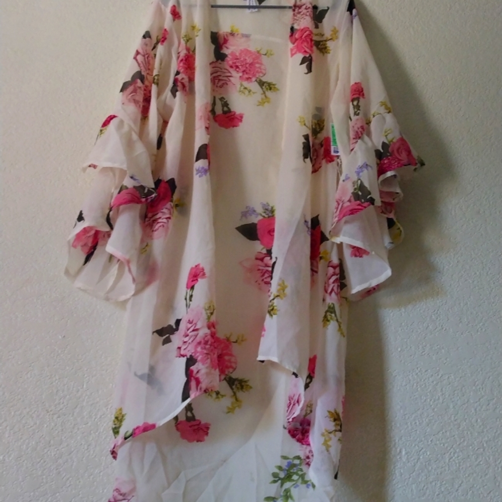 Floral Cover Up - Picture 2 of 3